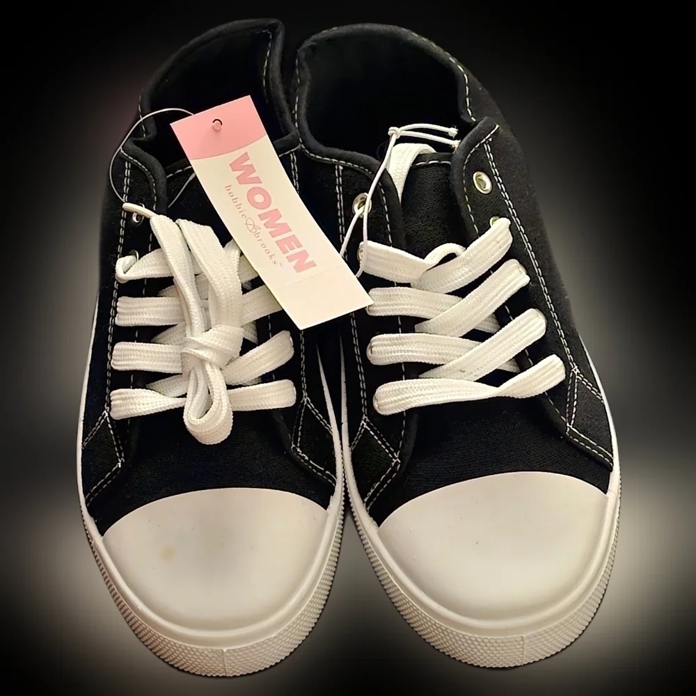 NWT Black and White Sneakers